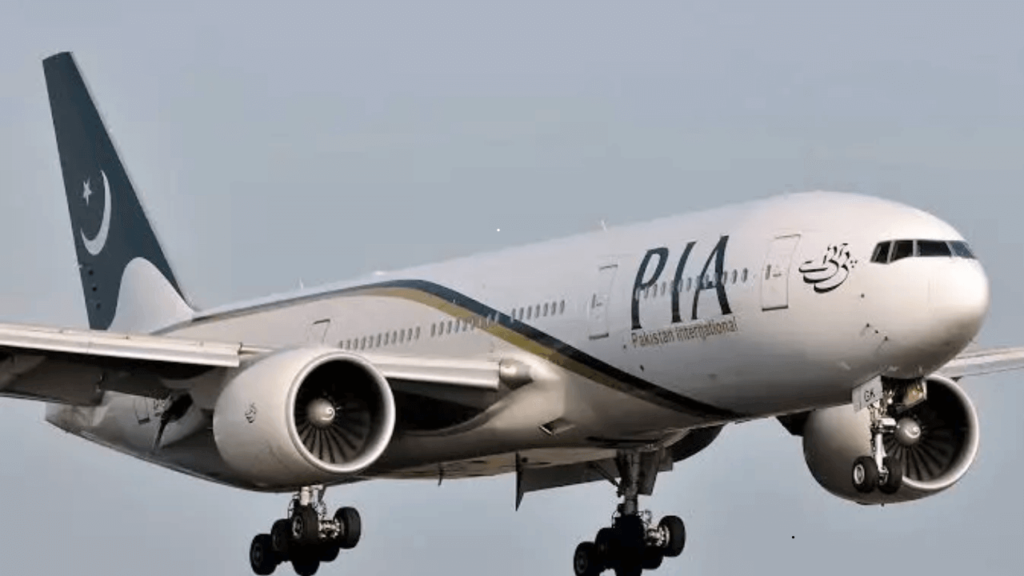 Pakistan Government Moves Ahead with PIA Privatization, Targets Sale to Qatar or Abu Dhabi Pakistan International Airlines